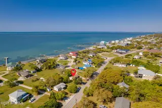 1072 Island Road, Harkers Island, NC 28531 – photo 7: 9-web-or-mls-chadwick-visuals-1072-islan