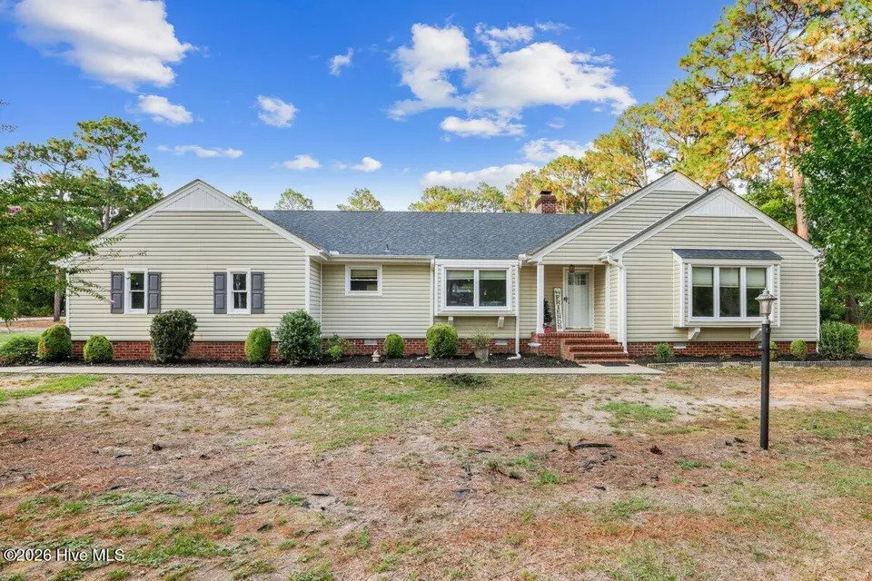401 Yearling Drive, Goldsboro, NC 27534 – photo 1 of 53: 401 Yearling Dr Front View