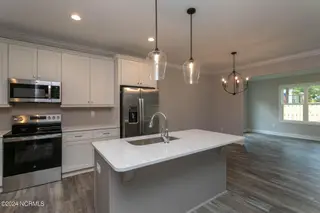 525 N Sycamore Street, Aberdeen, NC 28315 – photo 14: kithen2