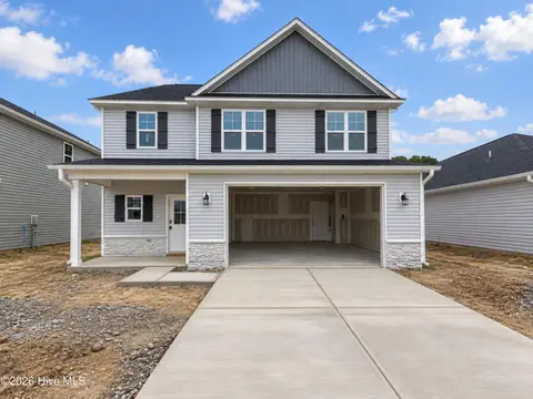 57 W Emily Gardens Drive, Selma