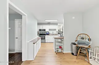1700 Crescent Drive, Elizabeth City, NC 27909 – photo 17: Dining/Kitchen