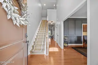 2208 Birch Hollow Drive, Winterville, NC 28590 – photo 5: Foyer