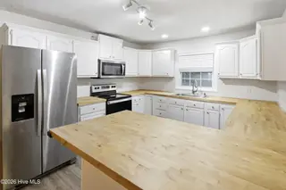 607 Oakwood Avenue, Jacksonville, NC 28546 – photo 17: 607oakwoodave_017