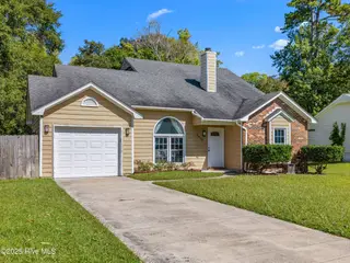 2678 Idlebrook Circle, Midway Park, NC 28544 – photo 3: 025a7071