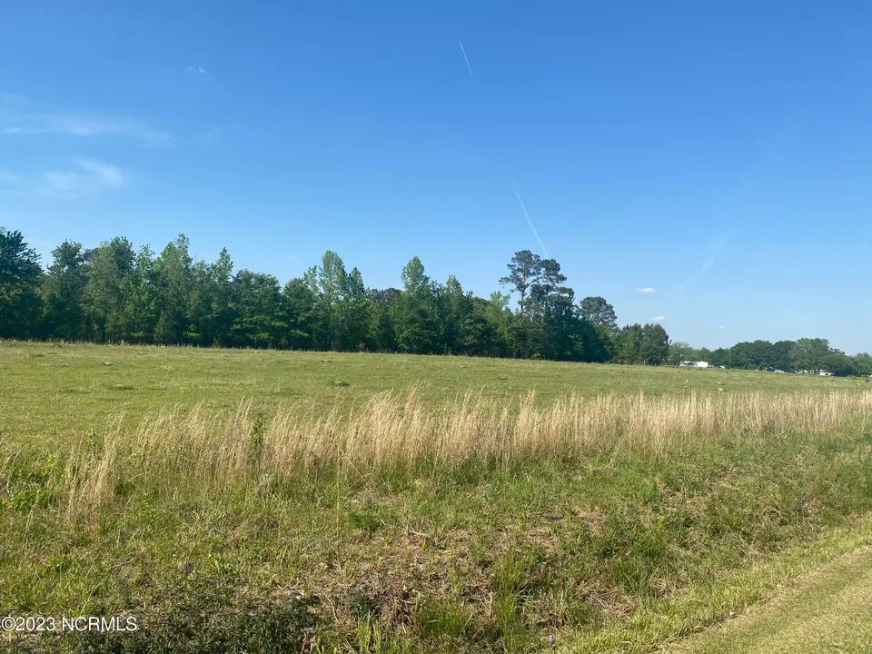 353 Best Road, Whiteville, NC 28472 – photo 1 of 10: DD10CB62-6844-46AB-88D6-C6543707E7BA
