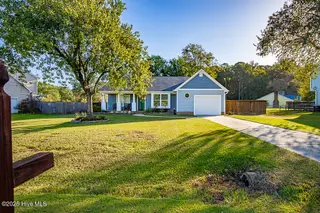 902 Mandarin Trail, Jacksonville, NC 28540 — 3-bedroom home in Mallard Creek, Jacksonville, NC, photo 2 of 16: Front of Home