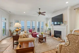808 E Front Street, New Bern, NC 28560 – photo 21: 20-web-or-mls-DSC09011_d6fe0c23