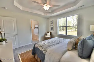109 Bristol Bay Drive, Lake Waccamaw, NC 28450 – photo 10: PRIMARY SUITE