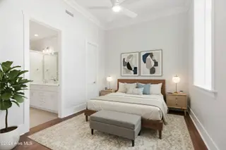 805 Mulberry Street Unit 211, Beaufort, NC 28516 – photo 4: Primary Bedroom