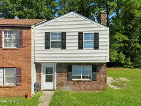 400 Myrtlewood Cir, Jacksonville