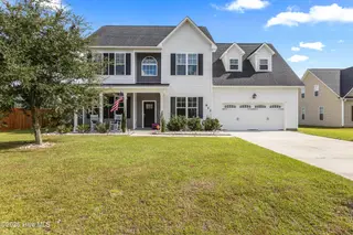 913 Courthouse Crossing, Jacksonville, NC 28546 — 4-bedroom home in Wantland's Ferry @ Towne Pointe, Jacksonville, NC, photo 1 of 40