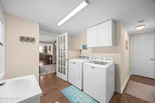 7108 Carolina Beach Road, Wilmington, NC 28412 – photo 17: 20_laundry