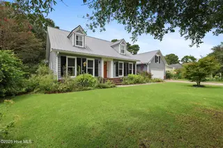 434 Semmes Drive, Wilmington, NC 28412 — 4-bedroom home in Pine Valley Estates, Wilmington, NC, photo 3 of 34: 3_img_4545