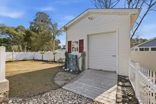 142 NW 8th Street, Oak Island, NC 28465 – photo 12: 142NWEighthSt-76