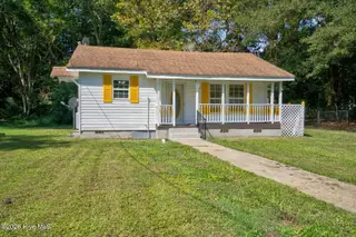 304 Gum Avenue, Spring Hope, NC 27882 – photo 2: 001-304GumAvenue-SpringHope-NC-27882-SMA