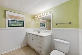 630 Dogwood Drive, Sunset Beach, NC 28468 – photo 17: Primary Bath