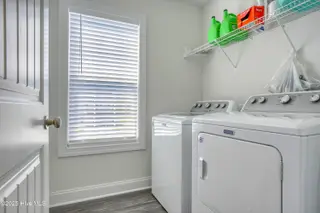 326 Lonesome Dove Court, Maysville, NC 28555 — 4-bedroom home in Village Creek, Maysville, NC, photo 15 of 40: 326 Lonesome Dove - Interior_12