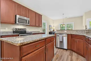9029 Ocean Harbour Golf Club Road SW, Calabash, NC 28467 — 3-bedroom home in Harbour Landing, Calabash, NC, photo 10 of 47