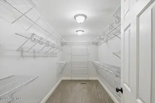 575 S Valley Road, Southern Pines, NC 28387 — 4-bedroom home in Golfcrest, Southern Pines, NC, photo 19 of 50