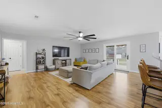 1520 Jones Drive, Elizabeth City, NC 27909 – photo 17: Den