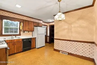 1120 Par Three Drive S, Wilson, NC 27893 – photo 10: Kitchen