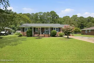 216 Carolina Pines Boulevard, New Bern, NC 28560 – photo 1: Welcome to 216 Carolina Pines Blvd!