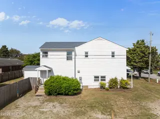 2501 Avery Street, Morehead City, NC 28557 – photo 3: 3-web-or-mls-2501 Avery St 003