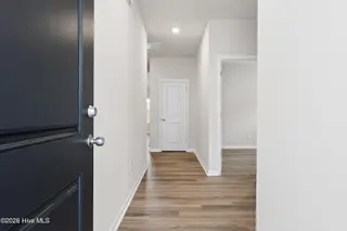 217 Keira Lane NW, Supply, NC 28462 — 3-bedroom home in Richmond Hills, Supply, NC, photo 6 of 23: Entry