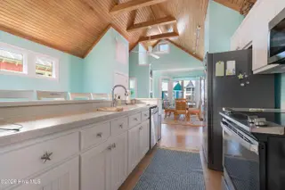 112 Sandpiper Court, Atlantic Beach, NC 28512 – photo 17: kitchen