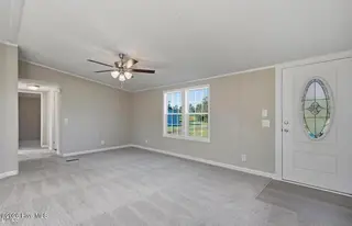 185 Boney Road, Rose Hill, NC 28458 — 4-bedroom home, Rose Hill, NC, photo 5 of 30: IMG_8144