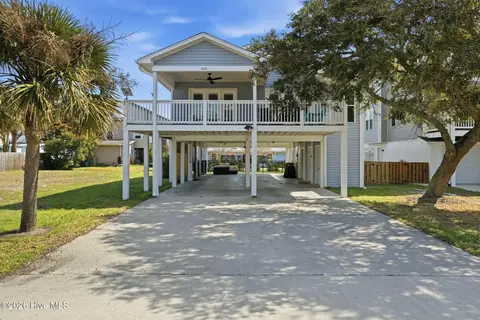 625 S Fourth Ave, Kure Beach