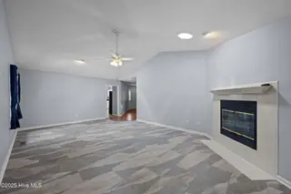 107 Innisbrook Court, New Bern, NC 28562 — 3-bedroom home in Greenbrier, New Bern, NC, photo 9 of 38: 18-web-or-mls-0C0A6859