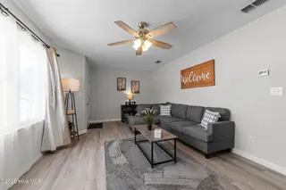 322 Haven Drive N3, Greenville, NC 27834 – photo 7: 14-web-or-mls-LHV_7480