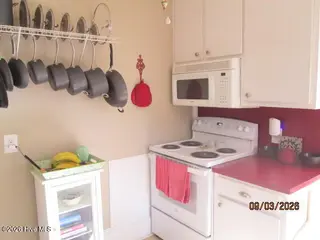 104 E 13th Street, Washington, NC 27889 – photo 10: KITCHEN