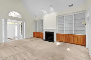 904 Lord Granville Drive, Morehead City, NC 28557 – photo 13: Living room