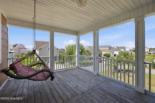 208 Bogue Harbor Court, Newport, NC 28570 – photo 11: 24-web-or-mls-IMG_8074