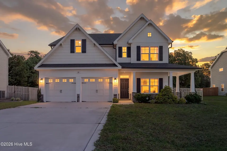 129 Evergreen Forest Drive, Sneads Ferry, NC 28460 – photo 1 of 28