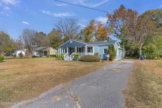 704 Vernon Drive, Jacksonville, NC 28540 – photo 3: dsc06437
