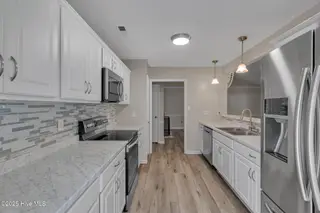 114 Hunting Green Drive, Jacksonville, NC 28546 – photo 11: hunting green 10