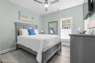 334 NE 54th Street, Oak Island, NC 28465 – photo 23: 26-web-or-mls-CAMMediaLLC.com (19 of 63)