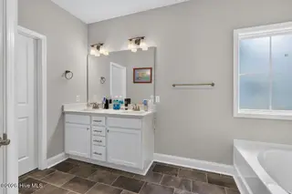 1109 Coral Reef Drive, New Bern, NC 28560 – photo 17: Brown - master bath