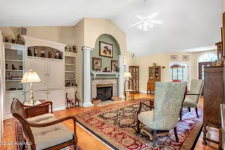5 Fur Court E, Pinehurst, NC 28374 – photo 4: 5 Fur Ct E Pinehurst(11 of 47)