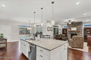 145 Holly Springs Court, Southern Pines, NC 28387 – photo 5: 20-20_145 Holly Springs Ct, Southern Pin