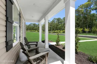 692 Savinwood Trail, Bolivia, NC 28422 — 3-bedroom home in Middle Creek Village, Bolivia, NC, photo 2 of 25