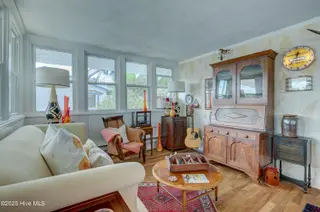 928 General Whiting Boulevard, Kure Beach, NC 28449 — 5-bedroom home, Kure Beach, NC, photo 10 of 72: tempImage9qEehK