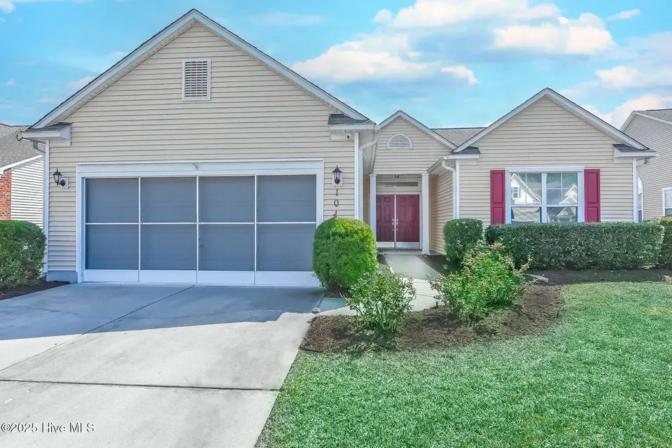 1017 Meadowlands Trail NW, Calabash, NC 28467 – photo 1 of 31: 1017MeadowlandsTrail-1 Frt