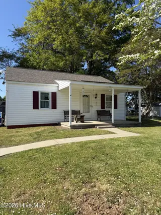 4011 Hart Avenue NW, Wilson, NC 27896 — 3-bedroom home in Newton Park, Wilson, NC, photo 2 of 2
