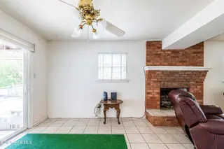 410 Regalwood Drive, Jacksonville, NC 28546 – photo 6: TR (44 of 81)