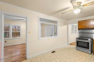 419 Seminole Trail, Jacksonville, NC 28540 – photo 9: 425A8875