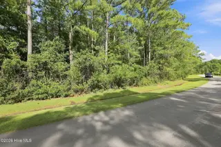 5105 Bucco Reef Road, New Bern, NC 28560 – photo 12: 9-web-or-mls-0C0A3345